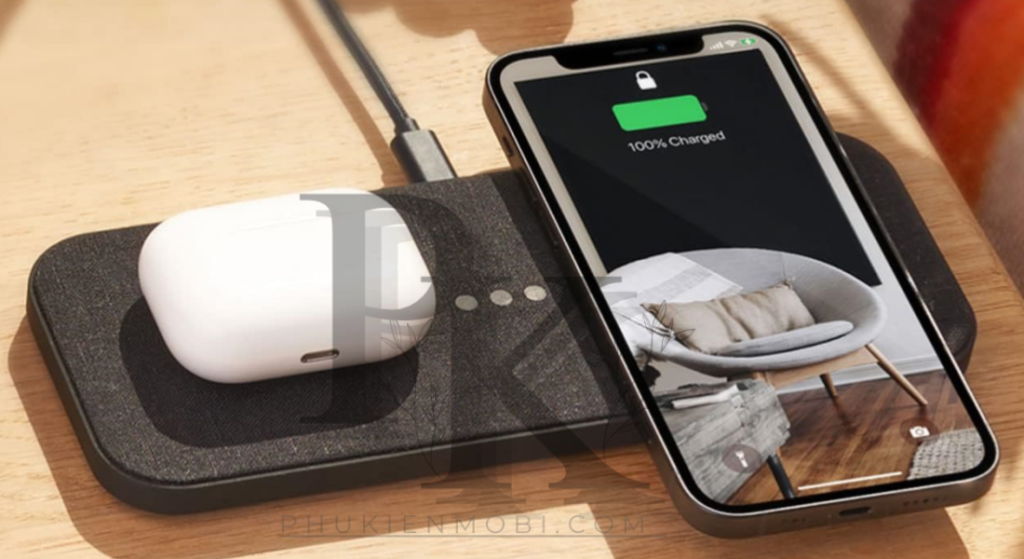 Dual Wireless Chargers for Simultaneously Powering Your Devices